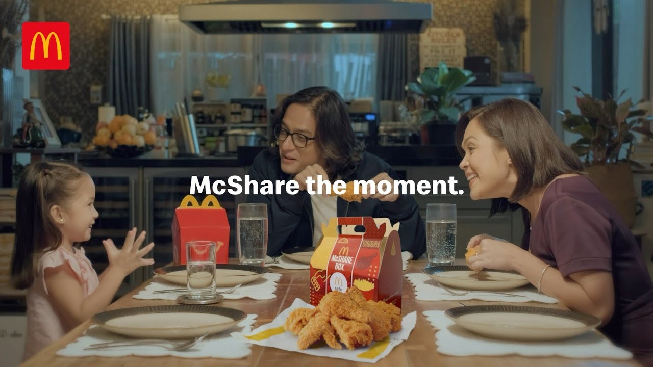 現在的 “Feel-Good Moments” 。(圖截自 Youtube)